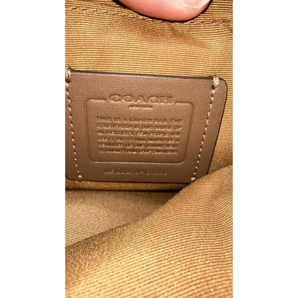 Coach C1556 Crossgrain Leather Rowan File Bag Crossbody Handbag Chalk - Picture 6 of 6